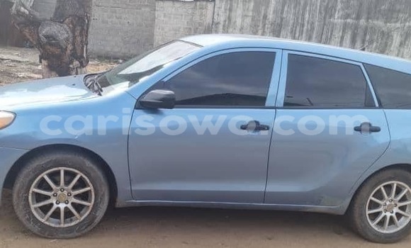 Sayi Na hannu Toyota Matrix Black Mota in Athieme a Mono Sayi Na hannu Toyota Matrix Black Mota in Athieme a Mono