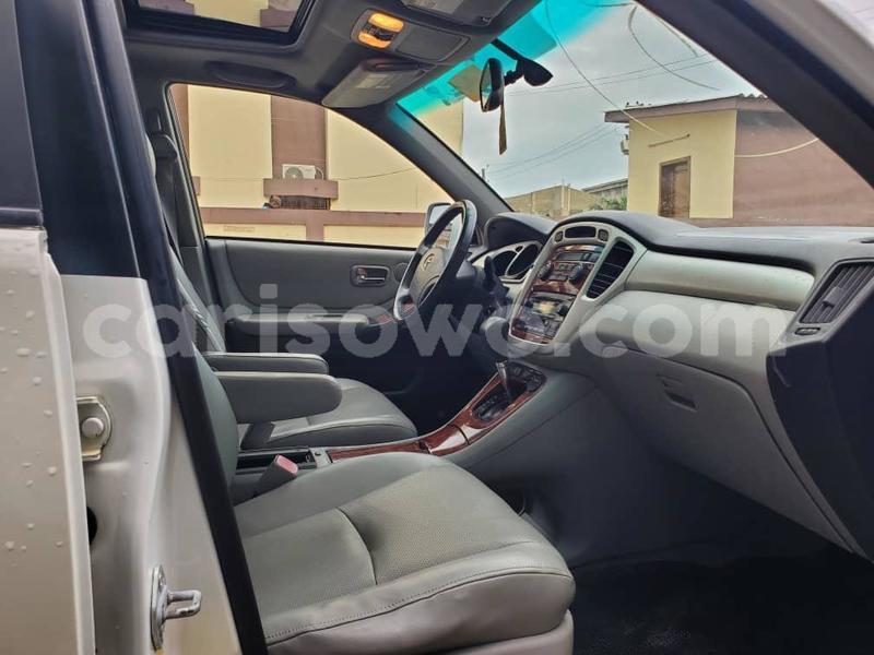 Big with watermark toyota highlander benin cotonou 18309