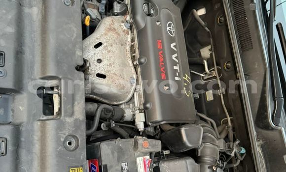 Sayi Na hannu Toyota RAV4 Azurfa Mota in Cotonou a Benin Sayi Na hannu Toyota RAV4 Azurfa Mota in Cotonou a Benin