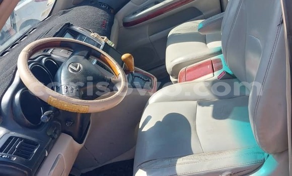 Acheter Occasion Voiture Lexus RX 330 Beige à Cotonou, Benin Acheter Occasion Voiture Lexus RX 330 Beige à Cotonou, Benin