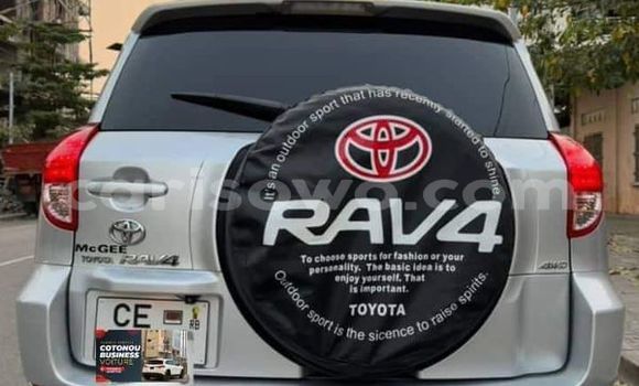 Ra Àlòkù Toyota RAV4 Miiran Ọkọ̀ in Cotonou ni Benin Ra Àlòkù Toyota RAV4 Miiran Ọkọ̀ in Cotonou ni Benin