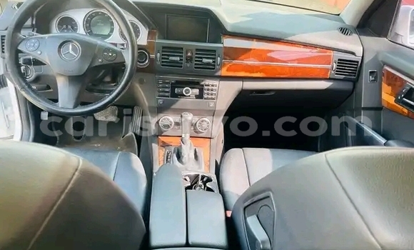 Buy Used Mercedes-Benz GLK–Class White Car in Cotonou in Benign Buy Used Mercedes-Benz GLK–Class White Car in Cotonou in Benign