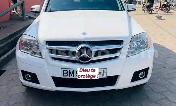 Buy Used Mercedes-Benz GLK–Class White Car in Cotonou in Benign Buy Used Mercedes-Benz GLK–Class White Car in Cotonou in Benign