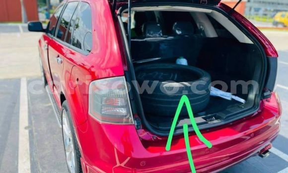 Ra Àlòkù Ford Edge Red Ọkọ̀ in Cotonou ni Benin Ra Àlòkù Ford Edge Red Ọkọ̀ in Cotonou ni Benin