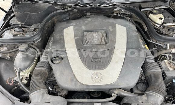 Acheter Occasion Voiture Mercedes-Benz E–Class Noir à Cotonou, Benin Acheter Occasion Voiture Mercedes-Benz E–Class Noir à Cotonou, Benin