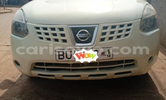 Ra Àlòkù Nissan Rogue funfun Ọkọ̀ in Cotonou ni Benin