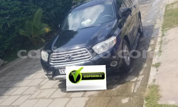 Acheter Occasion Voiture Toyota Highlander Noir à Cotonou, Benin