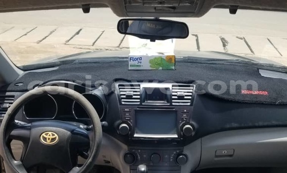 Acheter Occasion Voiture Toyota Highlander Noir à Cotonou, Benin Acheter Occasion Voiture Toyota Highlander Noir à Cotonou, Benin