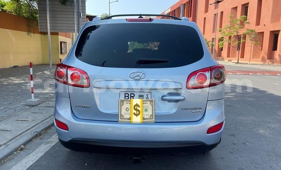 Ra Àlòkù Hyundai Santa Fe Blue Ọkọ̀ in Cotonou ni Benin Ra Àlòkù Hyundai Santa Fe Blue Ọkọ̀ in Cotonou ni Benin