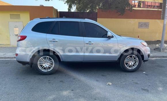 Ra Àlòkù Hyundai Santa Fe Blue Ọkọ̀ in Cotonou ni Benin Ra Àlòkù Hyundai Santa Fe Blue Ọkọ̀ in Cotonou ni Benin