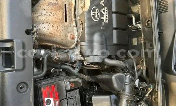 Sayi Na hannu Toyota RAV4 White Mota in Cotonou a Benin Sayi Na hannu Toyota RAV4 White Mota in Cotonou a Benin