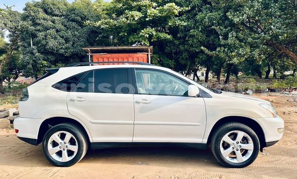 Acheter Occasion Voiture Lexus RX Blanc à Abomey Calavi, Benin Acheter Occasion Voiture Lexus RX Blanc à Abomey Calavi, Benin
