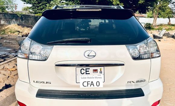 Acheter Occasion Voiture Lexus RX Blanc à Abomey Calavi, Benin Acheter Occasion Voiture Lexus RX Blanc à Abomey Calavi, Benin