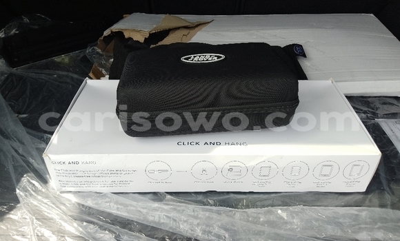 Acheter Neuf Voiture Land Rover Range Rover Sport Noir à Cotonou, Benin Acheter Neuf Voiture Land Rover Range Rover Sport Noir à Cotonou, Benin