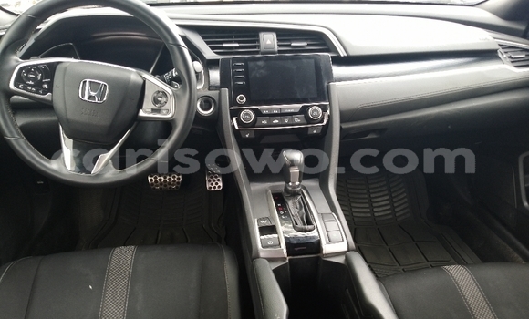 Acheter Occasion Voiture Honda Civic Blanc à Cotonou, Benin Acheter Occasion Voiture Honda Civic Blanc à Cotonou, Benin