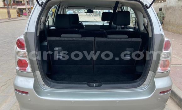 Ra Àlòkù Toyota Corolla Verso Silver Ọkọ̀ in Cotonou ni Benin Ra Àlòkù Toyota Corolla Verso Silver Ọkọ̀ in Cotonou ni Benin