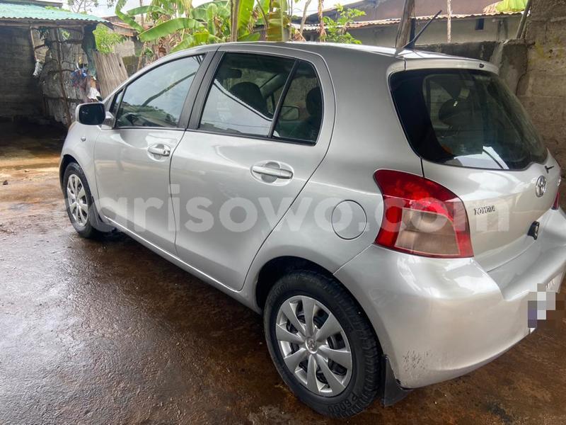 Big with watermark toyota yaris benin cotonou 18381