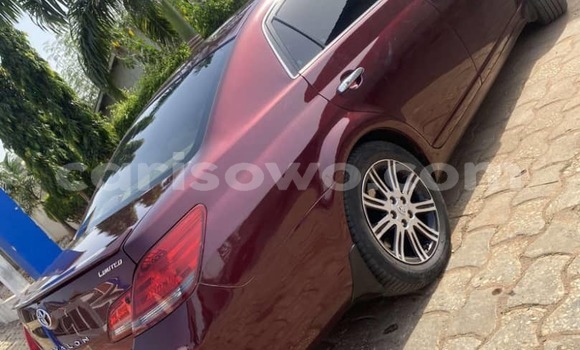 Acheter Occasion Voiture Toyota Avalon Rouge à Cotonou, Benin Acheter Occasion Voiture Toyota Avalon Rouge à Cotonou, Benin