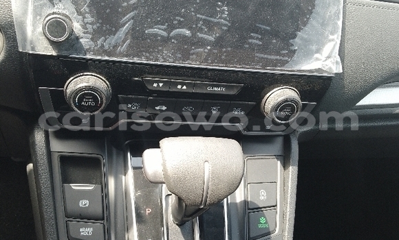 Acheter Import Voiture Honda CR–V Blanc à Cotonou, Benin Acheter Import Voiture Honda CR–V Blanc à Cotonou, Benin
