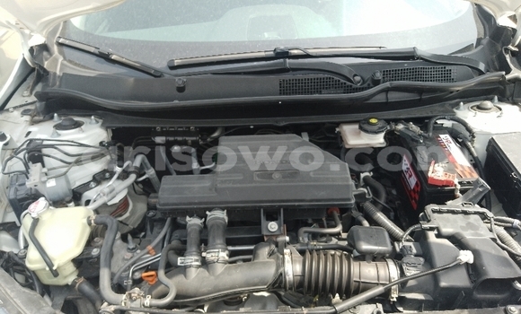Acheter Import Voiture Honda CR–V Blanc à Cotonou, Benin Acheter Import Voiture Honda CR–V Blanc à Cotonou, Benin