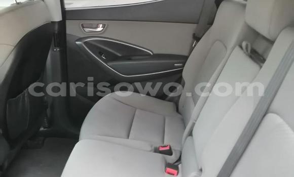 Sayi Na hannu Hyundai Santa Fe Azurfa Mota in Cotonou a Benin Sayi Na hannu Hyundai Santa Fe Azurfa Mota in Cotonou a Benin