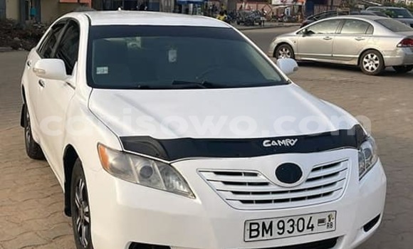 Acheter Occasion Voiture Toyota Camry Blanc à Cotonou, Benin