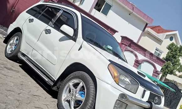 Buy Used Toyota RAV4 White Car in Cotonou in Benign Buy Used Toyota RAV4 White Car in Cotonou in Benign