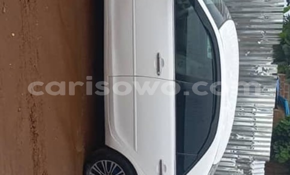 Buy Used Toyota Camry White Car in Cotonou in Benign Buy Used Toyota Camry White Car in Cotonou in Benign
