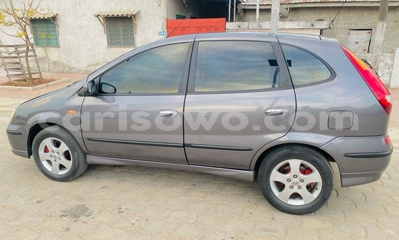 Buy Used Nissan Tino Other Car in Cotonou in Benign Buy Used Nissan Tino Other Car in Cotonou in Benign