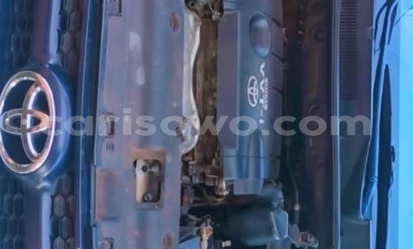 Sayi Na hannu Toyota RAV4 Azurfa Mota in Cotonou a Benin Sayi Na hannu Toyota RAV4 Azurfa Mota in Cotonou a Benin