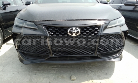 Acheter Occasion Voiture Toyota Avalon Noir à Cotonou, Benin
