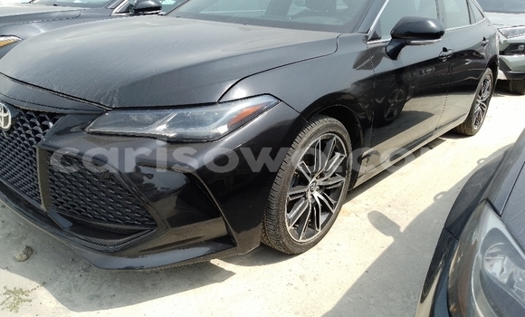 Ra Àlòkù Toyota Avalon Black Ọkọ̀ in Cotonou ni Benin Ra Àlòkù Toyota Avalon Black Ọkọ̀ in Cotonou ni Benin