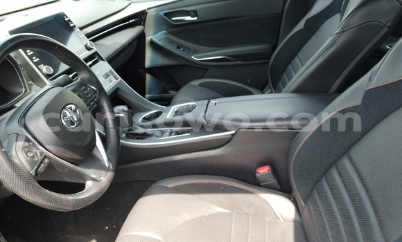 Ra Àlòkù Toyota Avalon Black Ọkọ̀ in Cotonou ni Benin Ra Àlòkù Toyota Avalon Black Ọkọ̀ in Cotonou ni Benin
