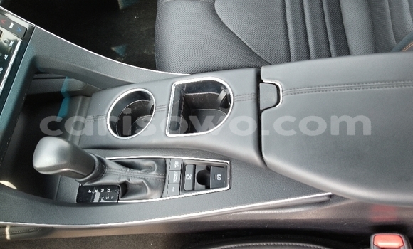 Ra Àlòkù Toyota Avalon Black Ọkọ̀ in Cotonou ni Benin Ra Àlòkù Toyota Avalon Black Ọkọ̀ in Cotonou ni Benin