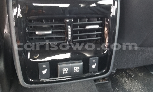 Ra Àlòkù Toyota Avalon Black Ọkọ̀ in Cotonou ni Benin Ra Àlòkù Toyota Avalon Black Ọkọ̀ in Cotonou ni Benin