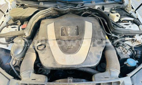 Sayi Na hannu Mercedes-Benz C–Class White Mota in Cotonou a Benin Sayi Na hannu Mercedes-Benz C–Class White Mota in Cotonou a Benin