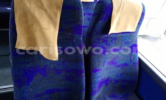 Acheter Occasion Utilitaire Renault Trafic Blanc à Cotonou, Benin Acheter Occasion Utilitaire Renault Trafic Blanc à Cotonou, Benin