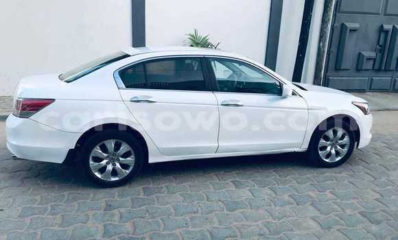 Acheter Occasion Voiture Honda Accord Blanc à Cotonou, Benin Acheter Occasion Voiture Honda Accord Blanc à Cotonou, Benin