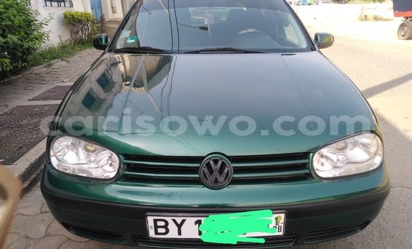Sayi Na hannu Volkswagen Golf Green Mota in Cotonou a Benin