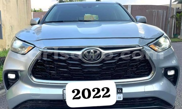 Acheter Occasion Voiture Toyota Highlander Gris à Cotonou, Benin