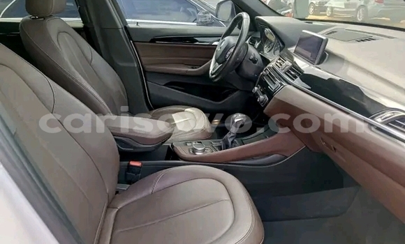 Acheter Occasion Voiture BMW X1 Blanc à Cotonou, Benin Acheter Occasion Voiture BMW X1 Blanc à Cotonou, Benin