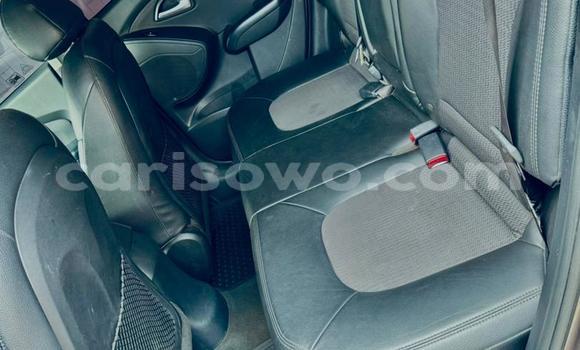 Sayi Na hannu Hyundai Tucson Azurfa Mota in Cotonou a Benin Sayi Na hannu Hyundai Tucson Azurfa Mota in Cotonou a Benin