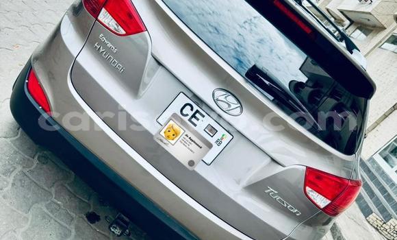 Sayi Na hannu Hyundai Tucson Azurfa Mota in Cotonou a Benin Sayi Na hannu Hyundai Tucson Azurfa Mota in Cotonou a Benin