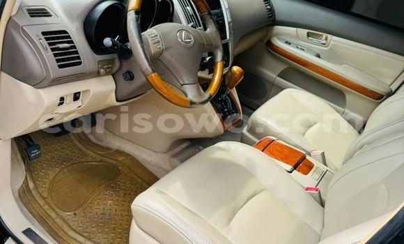 Sayi Na hannu Lexus RX 330 Black Mota in Cotonou a Benin Sayi Na hannu Lexus RX 330 Black Mota in Cotonou a Benin