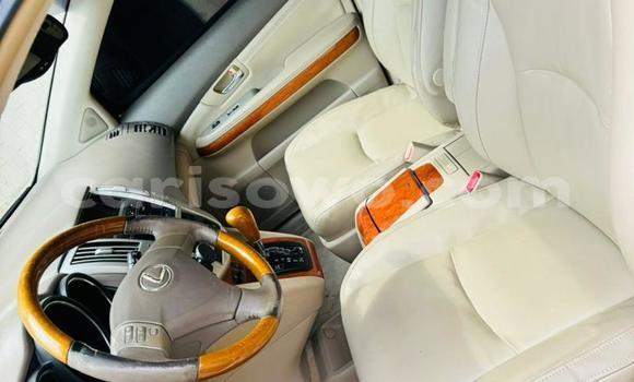 Sayi Na hannu Lexus RX 330 Black Mota in Cotonou a Benin Sayi Na hannu Lexus RX 330 Black Mota in Cotonou a Benin