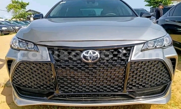 Sayi Sabo Toyota Avalon Sauran Mota in Cotonou a Benin Sayi Sabo Toyota Avalon Sauran Mota in Cotonou a Benin