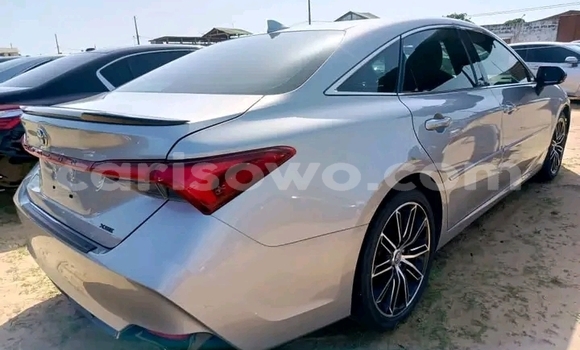 Sayi Sabo Toyota Avalon Sauran Mota in Cotonou a Benin Sayi Sabo Toyota Avalon Sauran Mota in Cotonou a Benin