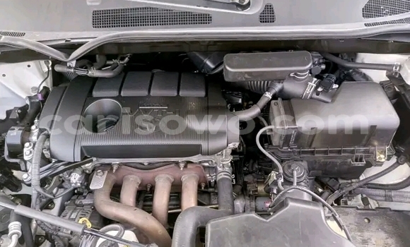 Acheter Occasion Voiture Toyota Highlander Blanc à Cotonou, Benin Acheter Occasion Voiture Toyota Highlander Blanc à Cotonou, Benin