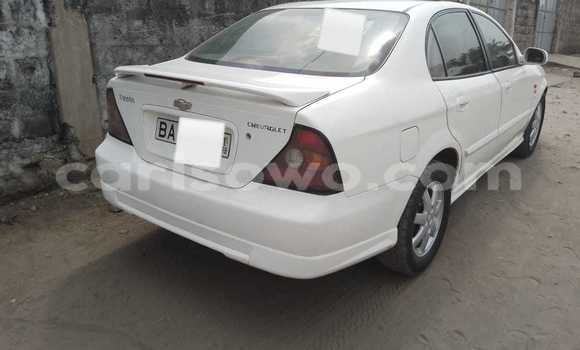Ra Àlòkù Chevrolet Evanda funfun Ọkọ̀ in Cotonou ni Benin Ra Àlòkù Chevrolet Evanda funfun Ọkọ̀ in Cotonou ni Benin
