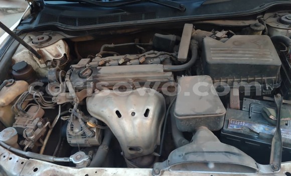 Ra Àlòkù Toyota Camry funfun Ọkọ̀ in Cotonou ni Benin Ra Àlòkù Toyota Camry funfun Ọkọ̀ in Cotonou ni Benin